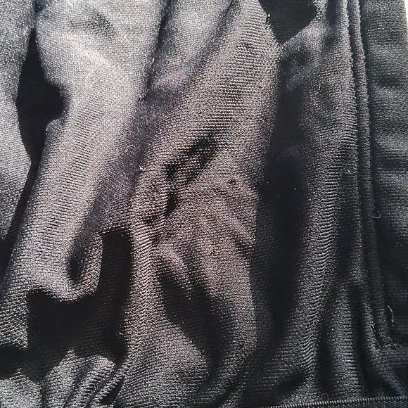 Under Armour Women's Charcoal Athletic Shorts - Picture 5 of 6